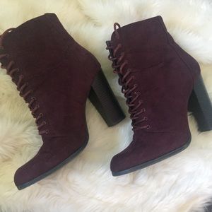 Just Fab Ankle Boot heels Cambria Burgundy lace